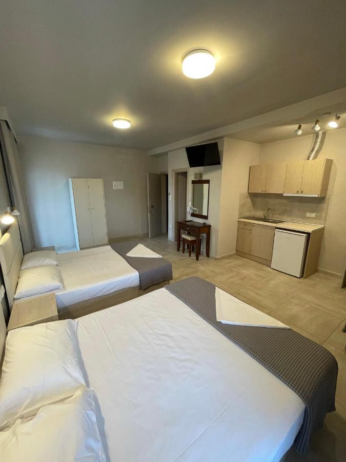 Afrodite Beach Néoi Póroi Eksteriør billede